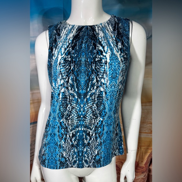 Calvin Klein Tops - Calvin Klein top